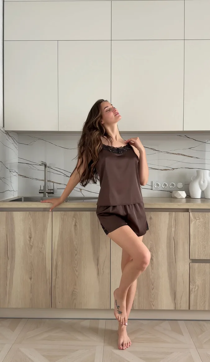 Мереживні шорти батал